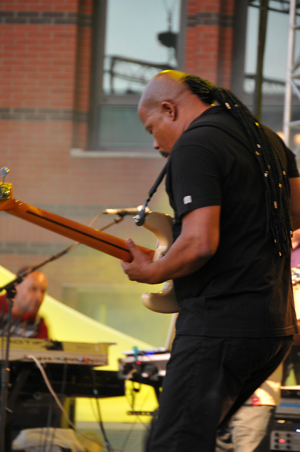 Fete de la Musique Evry 2009 - Kassav 355.jpg